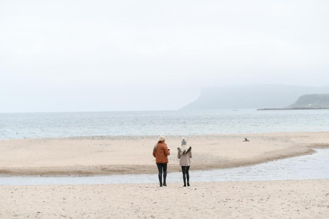 Marine Hotel Ballycastle Eksteriør bilde
