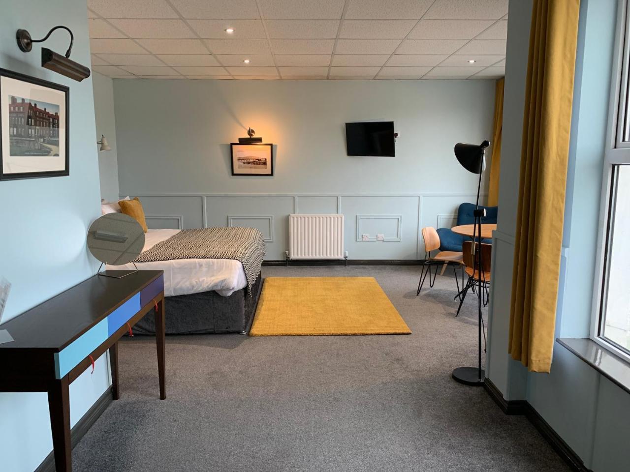 Marine Hotel Ballycastle Eksteriør bilde